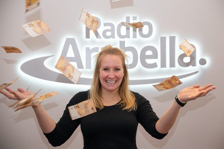 Der Radio Arabella 1.000EuroSong startet am Montag